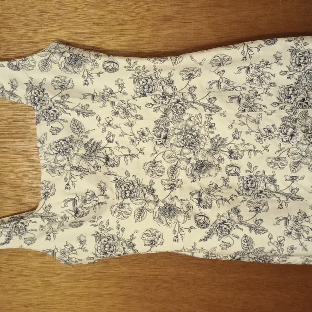 Christian Lacroix Toile De Jouy Dress - Size 0 - Classic French Floral Design